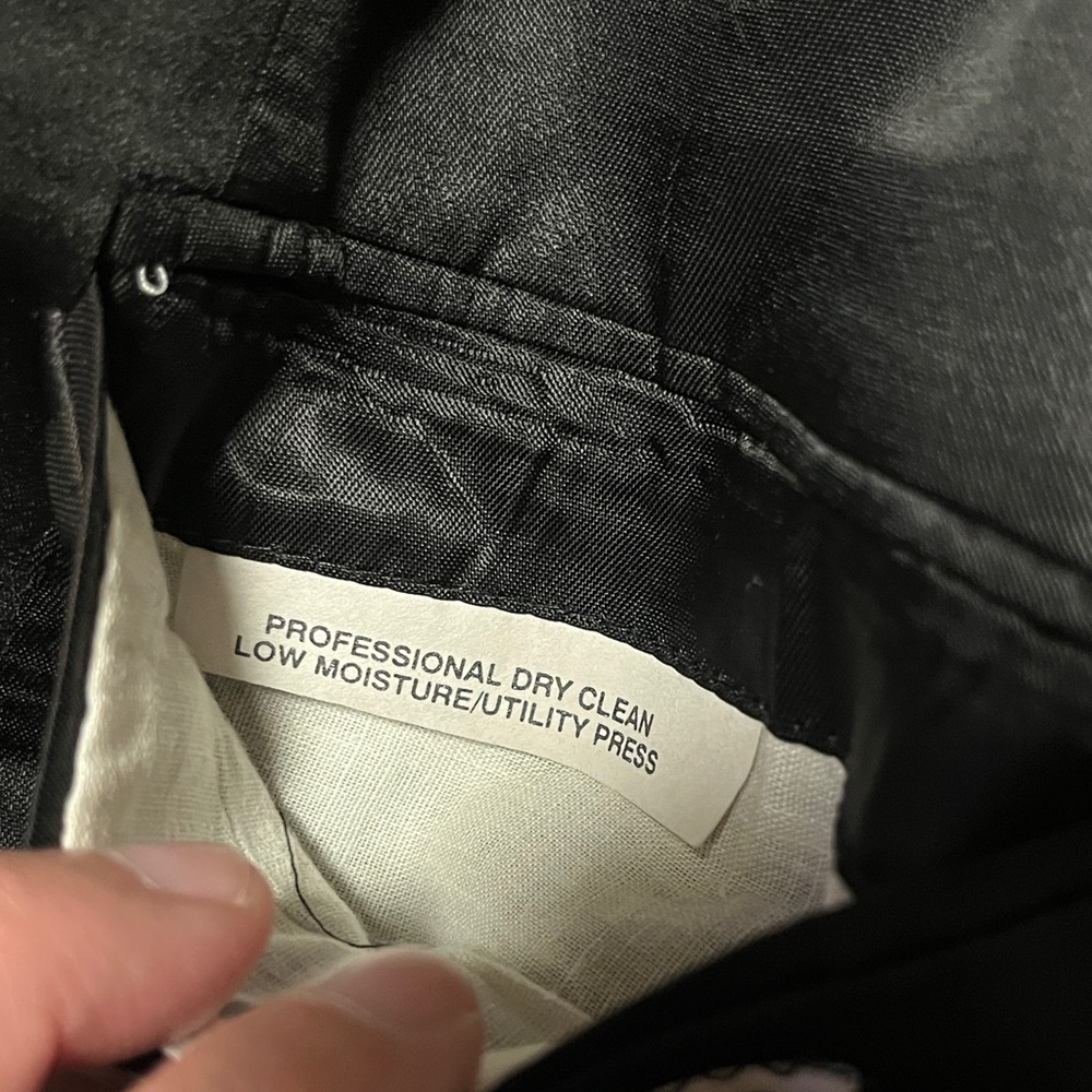 Perry Ellis Black Tuxedo Jacket - Picture 8 of 12